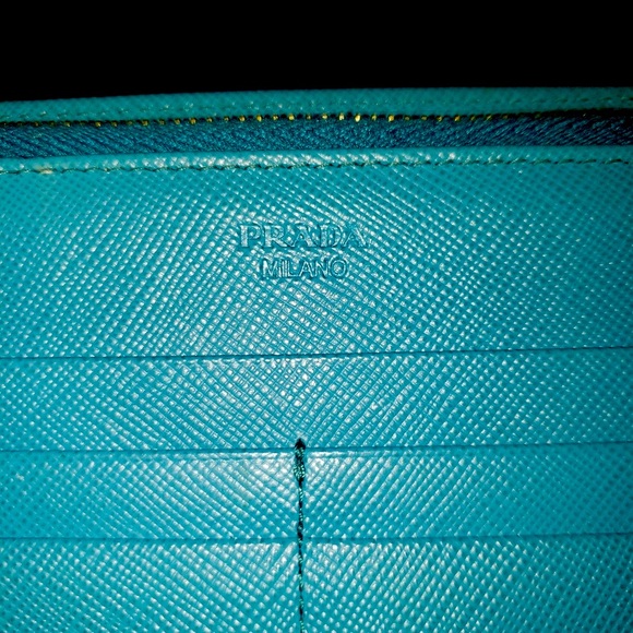 PRADA oversize wallet - Picture 11 of 14